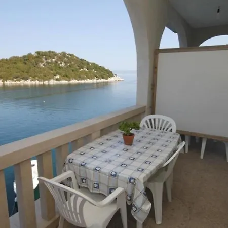 Mile Apartment